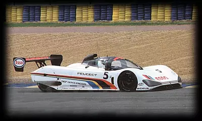 Peugeot 905 LM